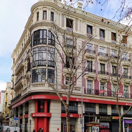 Hostal Abitum Madrid Buitenkant foto