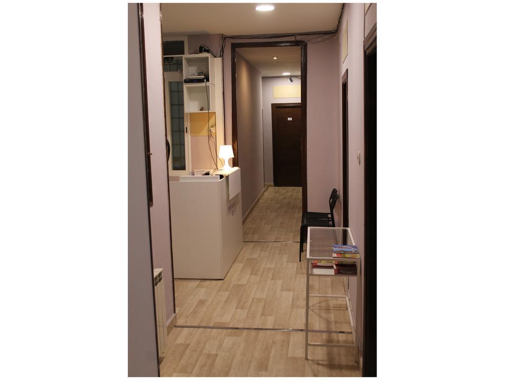 Hostal Abitum Madrid Buitenkant foto