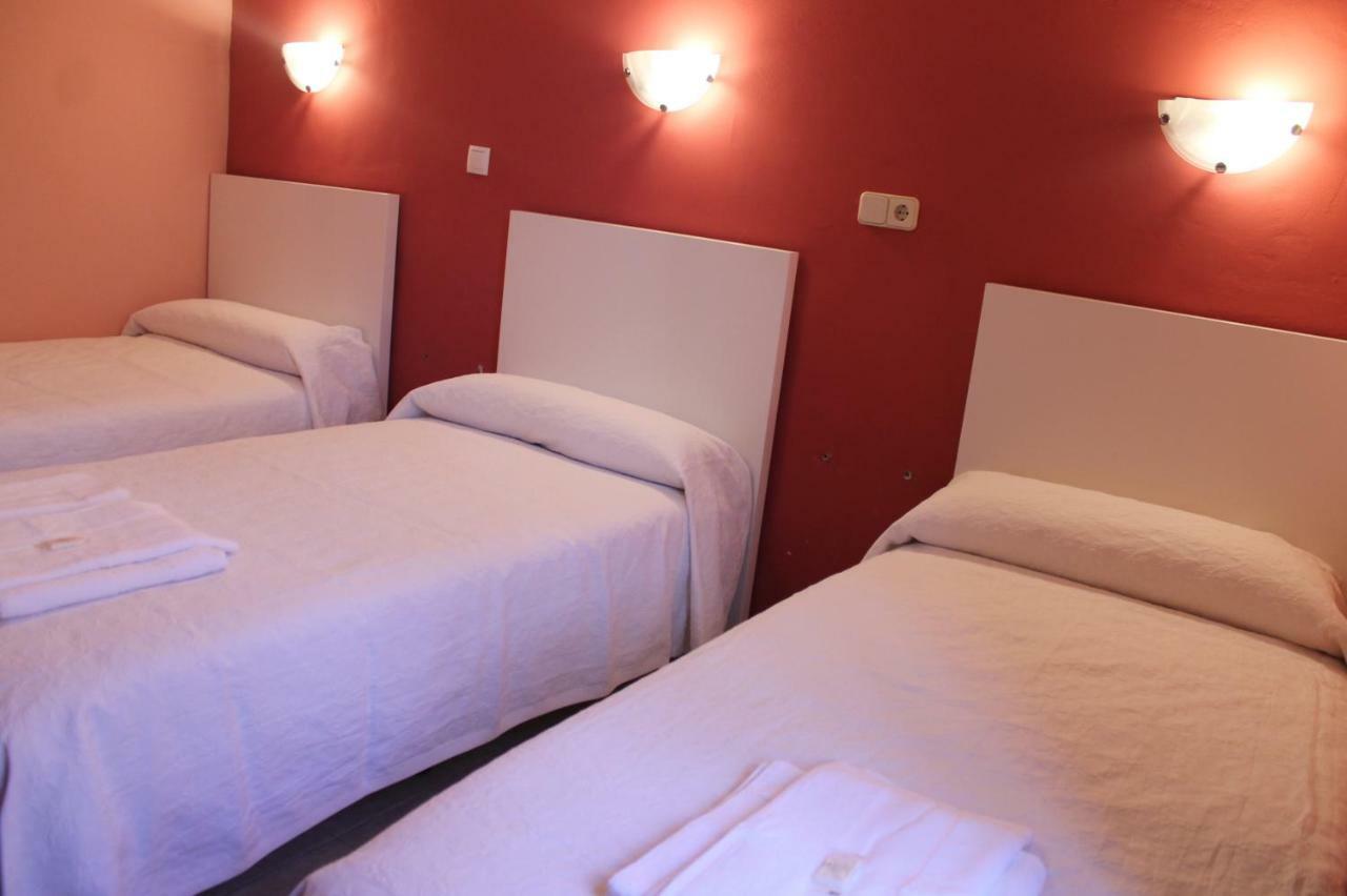 Hostal Abitum Madrid Buitenkant foto
