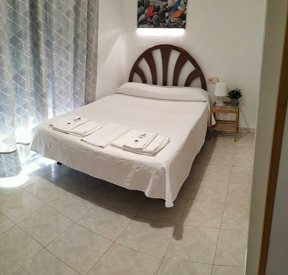 Hostal Abitum Madrid Buitenkant foto