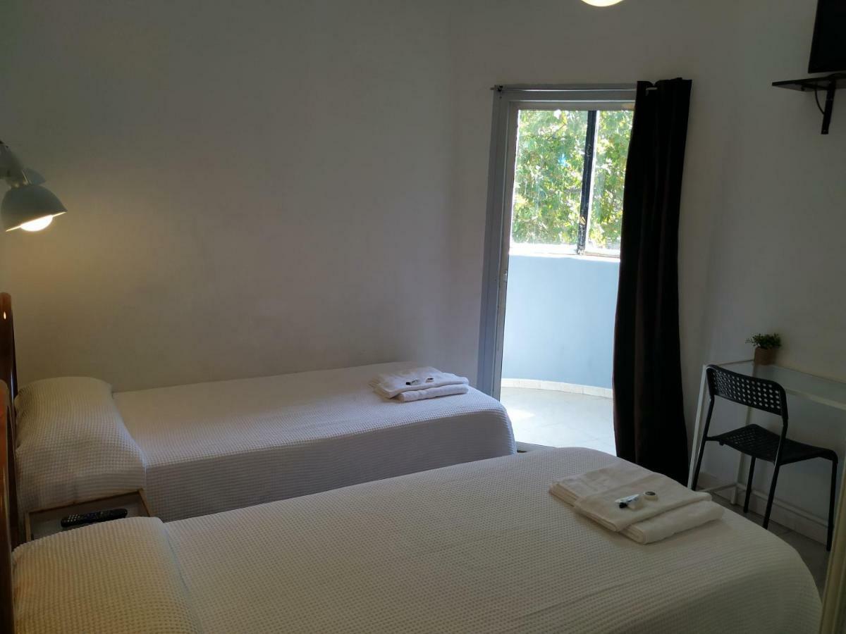Hostal Abitum Madrid Buitenkant foto