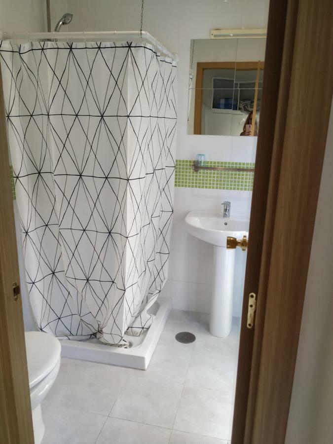 Hostal Abitum Madrid Buitenkant foto
